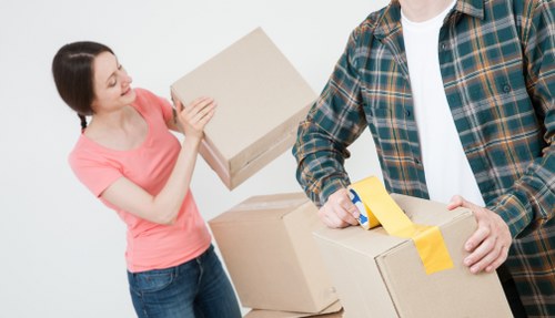 Sustainable removal van service supporting recycling in Islington