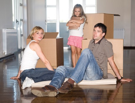 Careful loading for a student flat removal near Angel